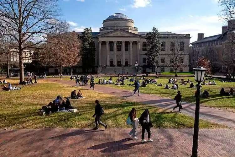 马来西亚诺丁汉大学热门专业有哪些？商科传媒计算机怎么选